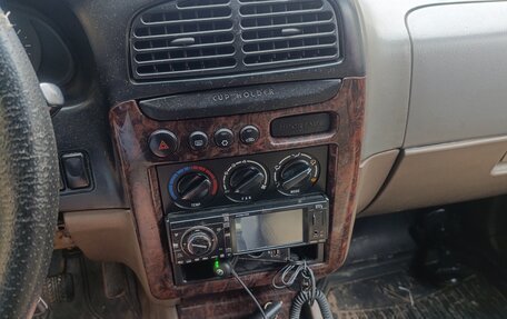 KIA Sportage IV рестайлинг, 2000 год, 180 000 рублей, 3 фотография