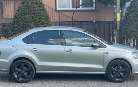 Volkswagen Polo VI (EU Market), 2019 год, 1 350 000 рублей, 2 фотография