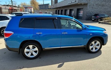 Toyota Highlander III, 2012 год, 2 700 000 рублей, 7 фотография