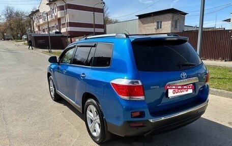 Toyota Highlander III, 2012 год, 2 700 000 рублей, 4 фотография