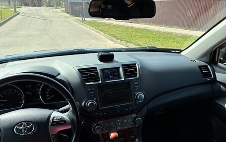 Toyota Highlander III, 2012 год, 2 700 000 рублей, 12 фотография