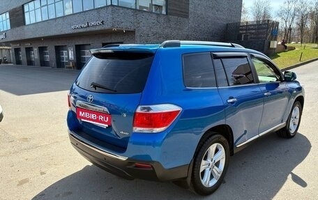 Toyota Highlander III, 2012 год, 2 700 000 рублей, 6 фотография