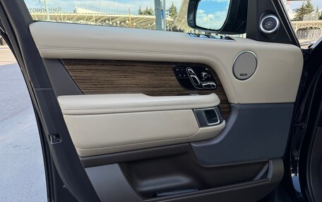 Land Rover Range Rover IV рестайлинг, 2018 год, 6 999 000 рублей, 14 фотография