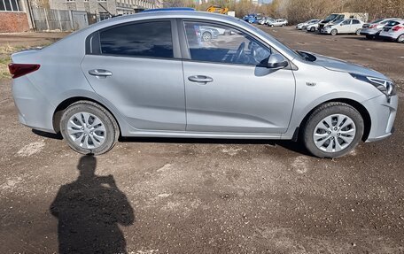 KIA Rio IV, 2021 год, 1 399 000 рублей, 5 фотография