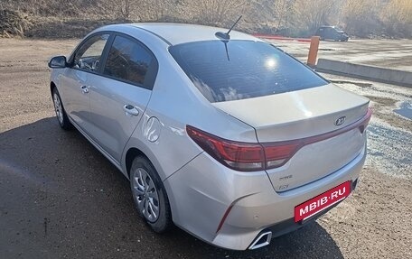 KIA Rio IV, 2021 год, 1 399 000 рублей, 8 фотография