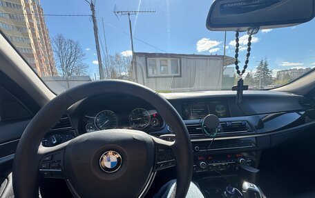 BMW 5 серия, 2013 год, 2 250 000 рублей, 9 фотография