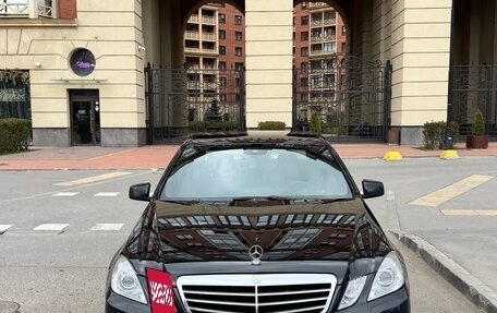 Mercedes-Benz E-Класс, 2012 год, 1 320 000 рублей, 2 фотография