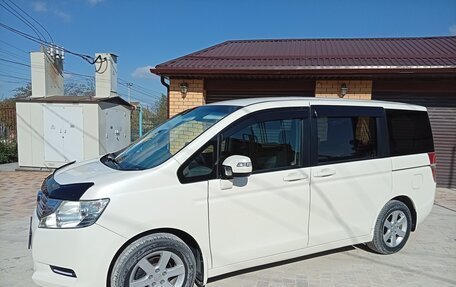 Honda Stepwgn IV, 2010 год, 1 380 000 рублей, 4 фотография