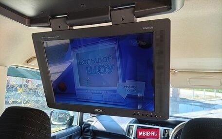 Honda Stepwgn IV, 2010 год, 1 380 000 рублей, 16 фотография