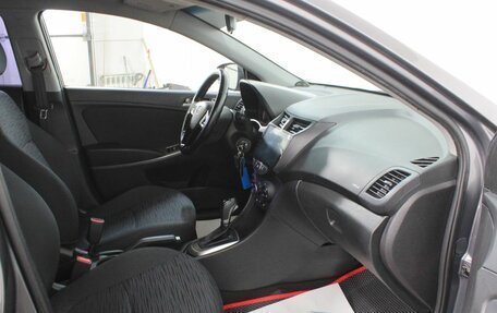 Hyundai Solaris II рестайлинг, 2015 год, 990 000 рублей, 9 фотография