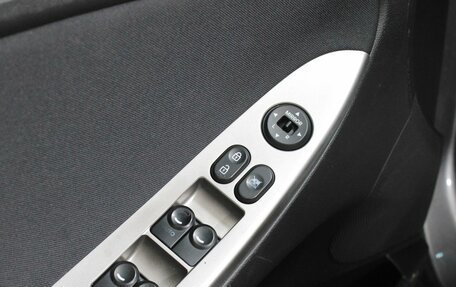 Hyundai Solaris II рестайлинг, 2015 год, 990 000 рублей, 10 фотография