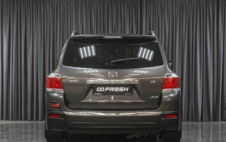 Toyota Highlander III, 2012 год, 2 139 000 рублей, 4 фотография