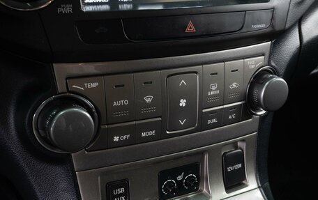 Toyota Highlander III, 2012 год, 2 139 000 рублей, 16 фотография