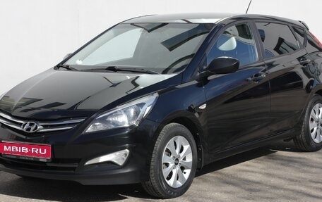 Hyundai Solaris II рестайлинг, 2016 год, 1 360 000 рублей, 1 фотография