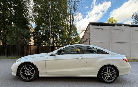 Mercedes-Benz E-Класс, 2015 год, 2 499 000 рублей, 3 фотография