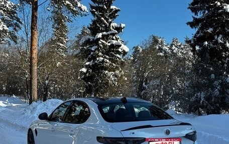Alfa Romeo Giulia II, 2019 год, 4 490 000 рублей, 3 фотография