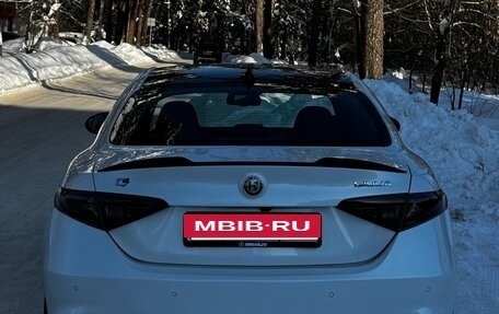 Alfa Romeo Giulia II, 2019 год, 4 490 000 рублей, 7 фотография