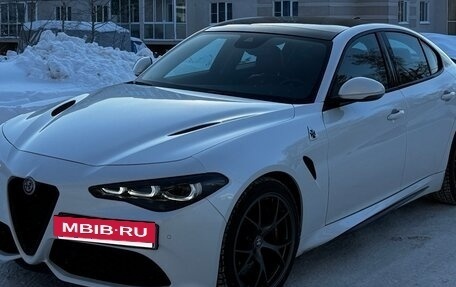 Alfa Romeo Giulia II, 2019 год, 4 490 000 рублей, 2 фотография