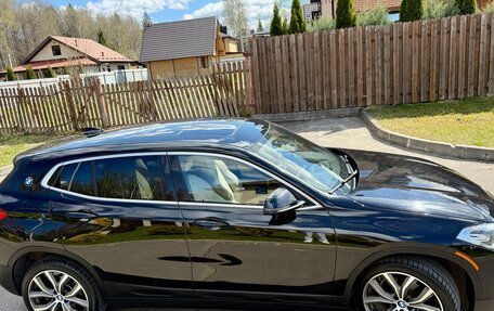 BMW X2, 2018 год, 2 250 000 рублей, 3 фотография