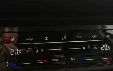 Volkswagen Tiguan II, 2021 год, 3 000 000 рублей, 12 фотография