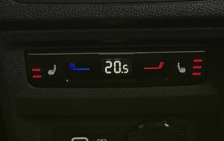 Volkswagen Tiguan II, 2021 год, 3 000 000 рублей, 14 фотография