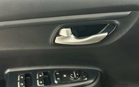 KIA Rio IV, 2018 год, 1 275 000 рублей, 8 фотография