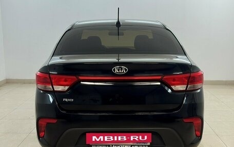 KIA Rio IV, 2018 год, 1 275 000 рублей, 3 фотография