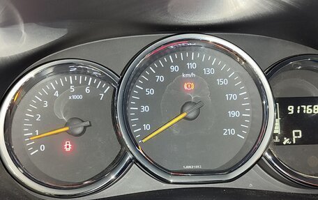 Renault Logan II, 2020 год, 999 999 рублей, 7 фотография