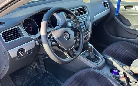 Volkswagen Jetta VI, 2017 год, 1 480 000 рублей, 5 фотография