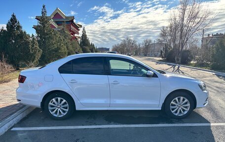 Volkswagen Jetta VI, 2017 год, 1 480 000 рублей, 4 фотография