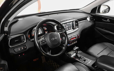KIA Sorento III Prime рестайлинг, 2018 год, 2 648 000 рублей, 7 фотография