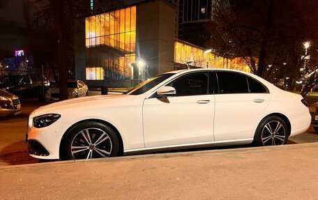 Mercedes-Benz E-Класс, 2021 год, 5 200 000 рублей, 6 фотография