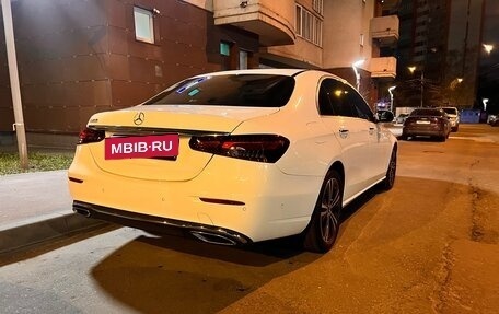 Mercedes-Benz E-Класс, 2021 год, 5 200 000 рублей, 4 фотография