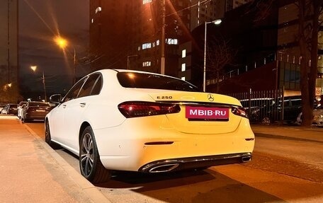 Mercedes-Benz E-Класс, 2021 год, 5 200 000 рублей, 3 фотография