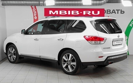 Nissan Pathfinder, 2014 год, 2 240 000 рублей, 6 фотография