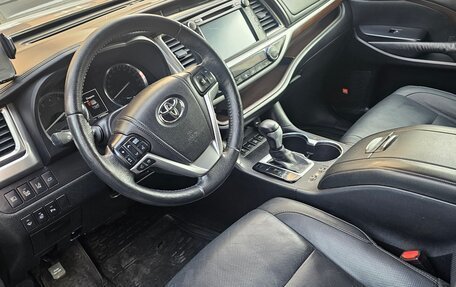Toyota Highlander III, 2014 год, 2 920 000 рублей, 13 фотография