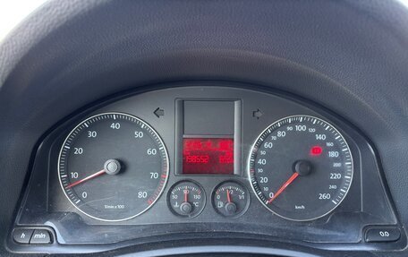 Volkswagen Jetta VI, 2006 год, 400 000 рублей, 5 фотография