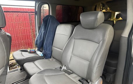 Hyundai Grand Starex Grand Starex I рестайлинг 2, 2008 год, 1 050 000 рублей, 5 фотография