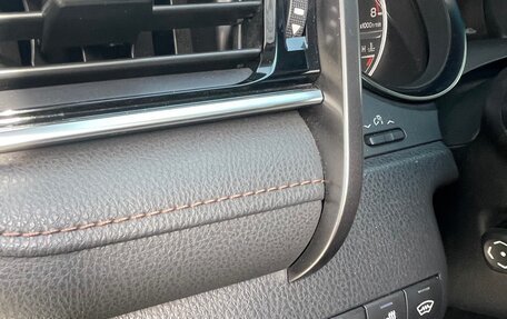 Toyota Camry, 2018 год, 2 530 000 рублей, 9 фотография