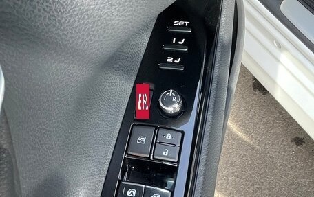 Toyota Camry, 2018 год, 2 530 000 рублей, 10 фотография