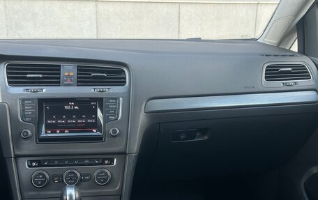 Volkswagen Golf VII, 2013 год, 1 099 000 рублей, 15 фотография