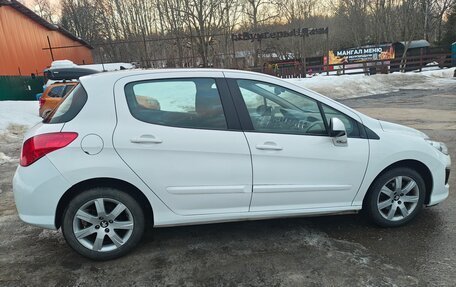Peugeot 308 II, 2011 год, 700 000 рублей, 5 фотография