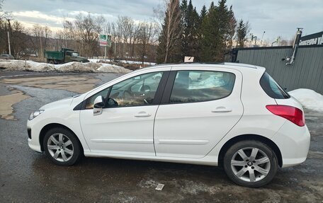 Peugeot 308 II, 2011 год, 700 000 рублей, 3 фотография
