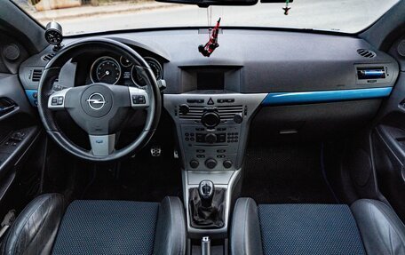 Opel Astra OPC H, 2007 год, 1 050 000 рублей, 9 фотография