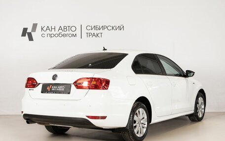 Volkswagen Jetta VI, 2013 год, 1 054 600 рублей, 3 фотография