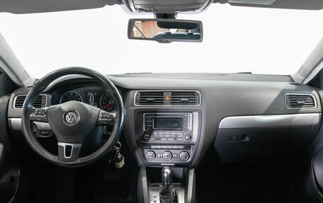Volkswagen Jetta VI, 2013 год, 1 054 600 рублей, 6 фотография