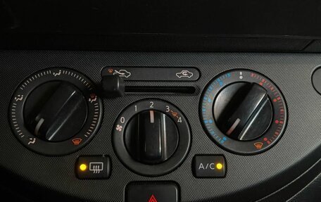 Nissan Note II рестайлинг, 2008 год, 433 000 рублей, 11 фотография