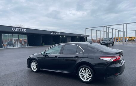 Toyota Camry, 2019 год, 2 000 000 рублей, 6 фотография