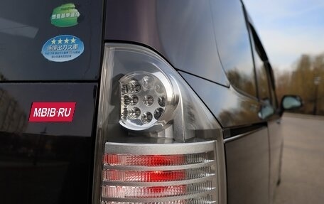 Toyota Noah III, 2013 год, 1 450 000 рублей, 7 фотография