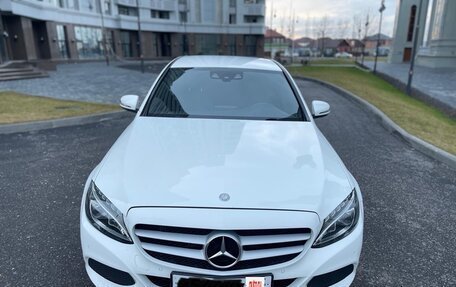 Mercedes-Benz C-Класс, 2016 год, 1 850 000 рублей, 4 фотография